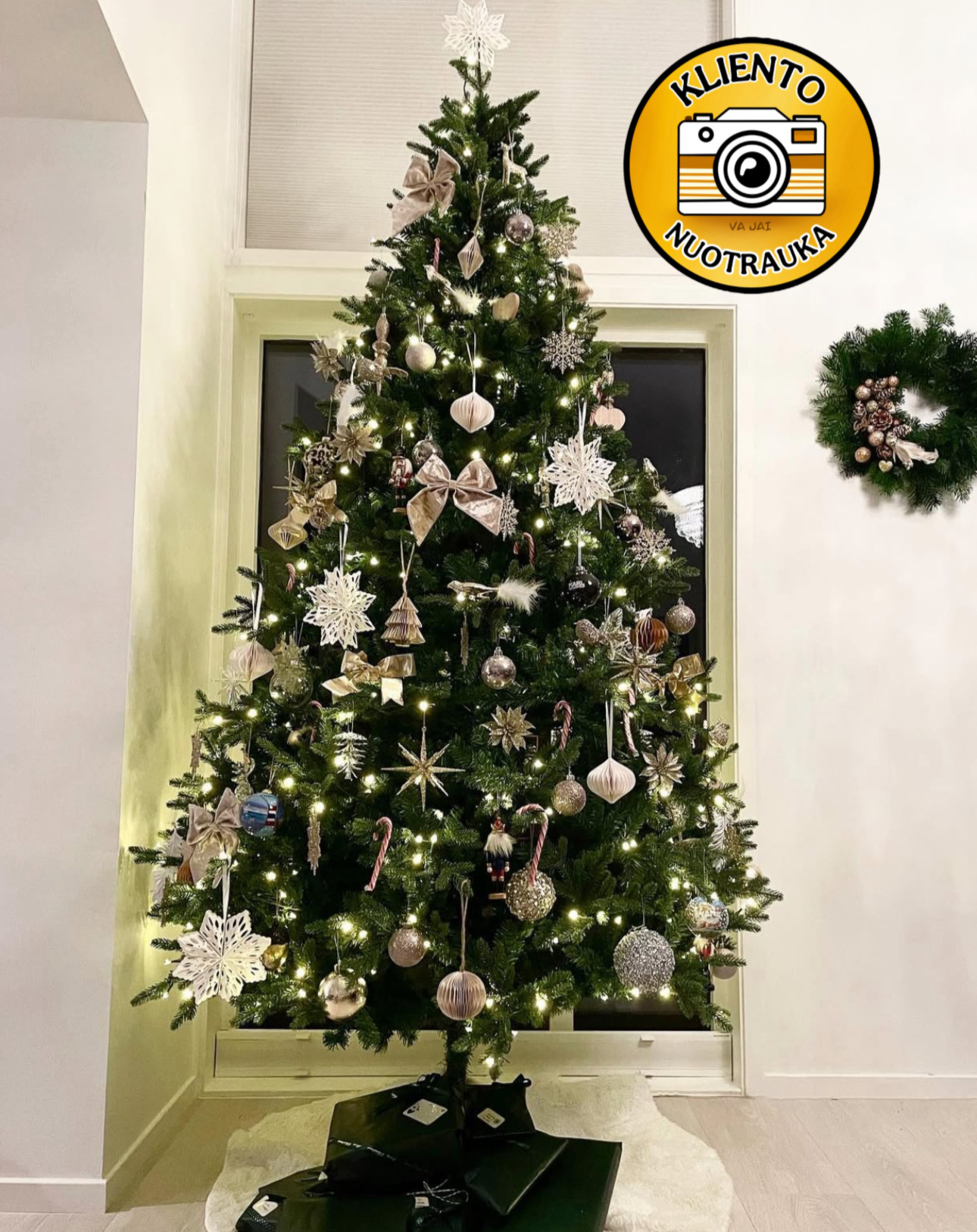 Dirbtinė eglutė su LED apšvietimu „Chamonix“ 250cm - Image 49