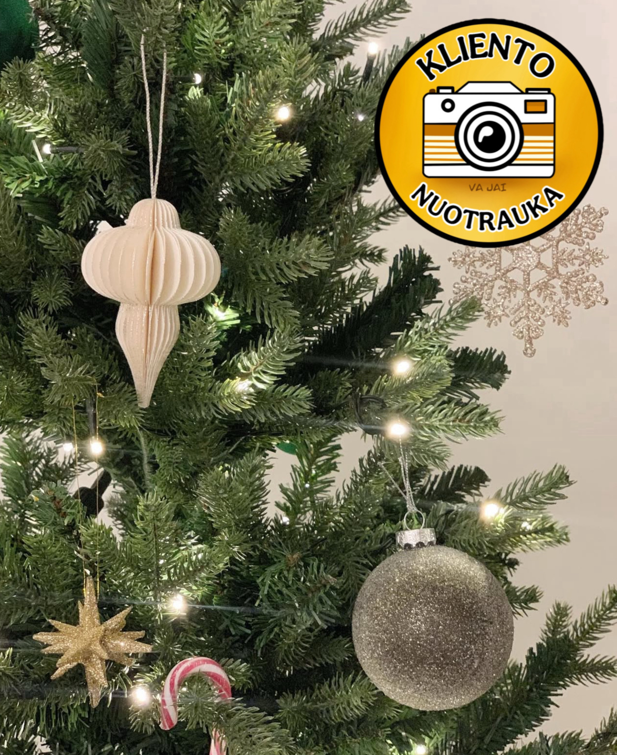 Dirbtinė eglutė su LED apšvietimu „Chamonix“ 250cm - Image 46