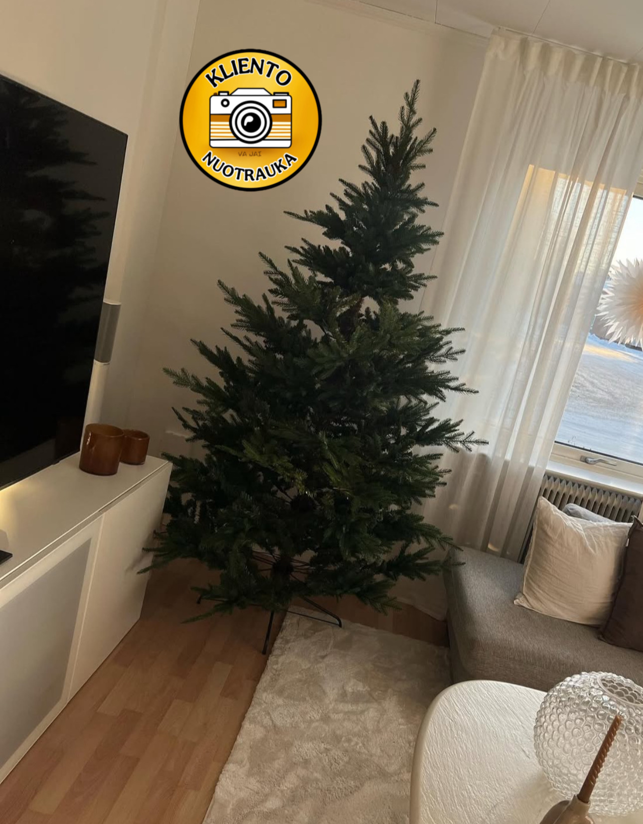 Dirbtinė eglutė su LED apšvietimu „Brekstad“ 210cm. - Image 5