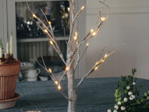 Dekoratyvinis dirbtinis medelis "Snow"