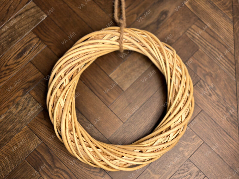 Dekoratyvinis natūralaus ratano vainikas "Wreatho"