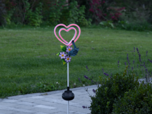 Dekoratyvinė saulės lempa „Linny Heart“