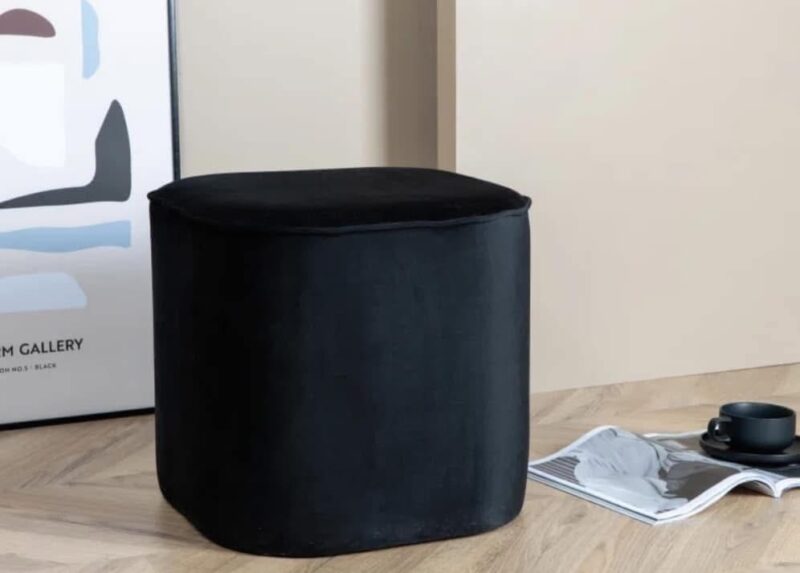 Veliūrinis pufas "Venture Design"