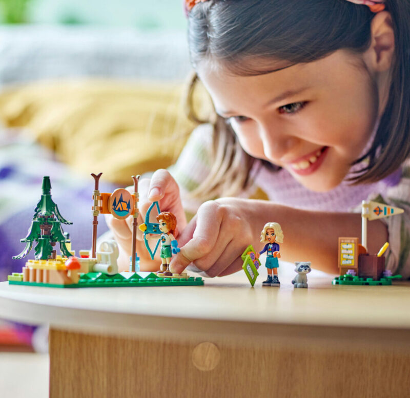 LEGO® Friends Stovyklos šaudymo iš lanko tiras 42622 - Image 9