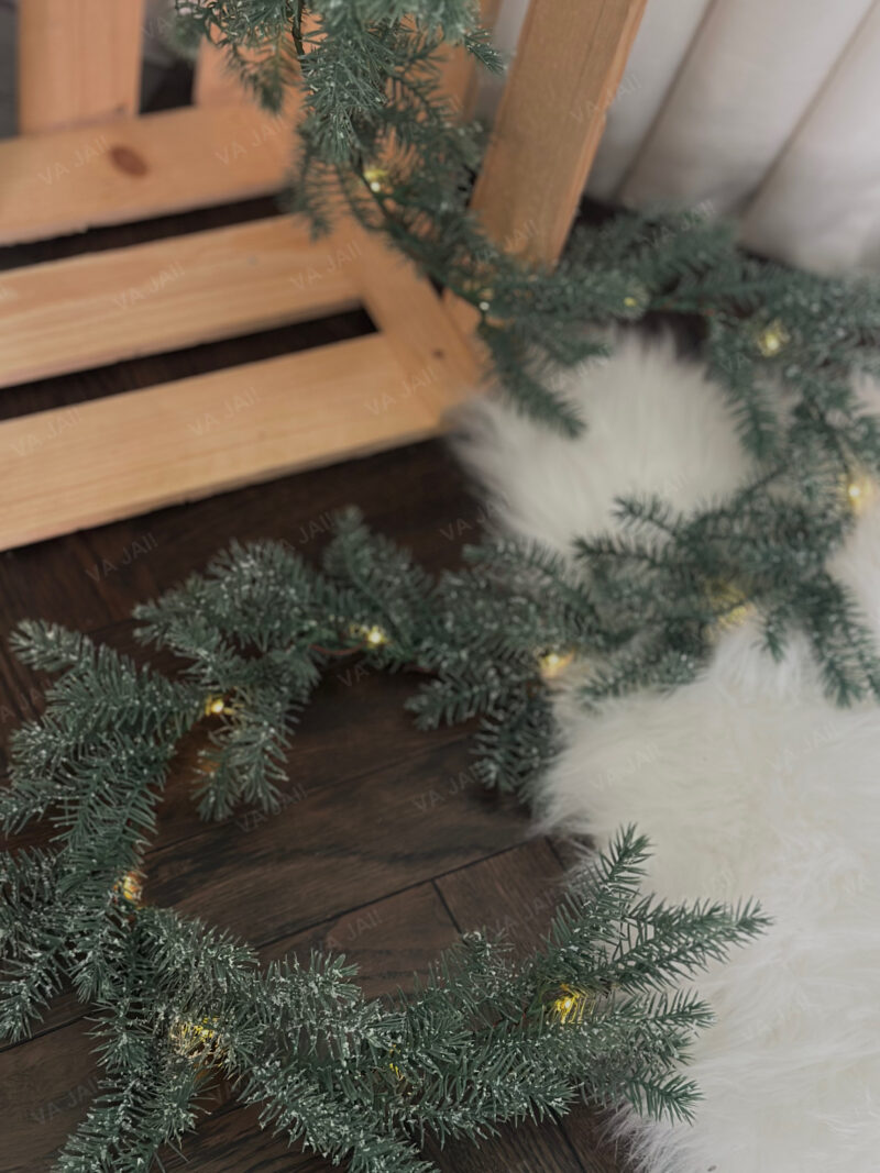 Eglės šakų LED girlianda „Frost“