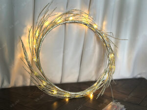 LED vainikas „Golden flake“