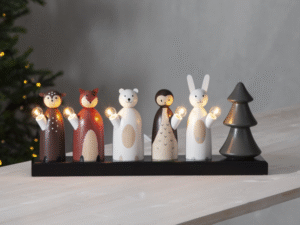 Medinė LED žvakidė „Forest Friends“