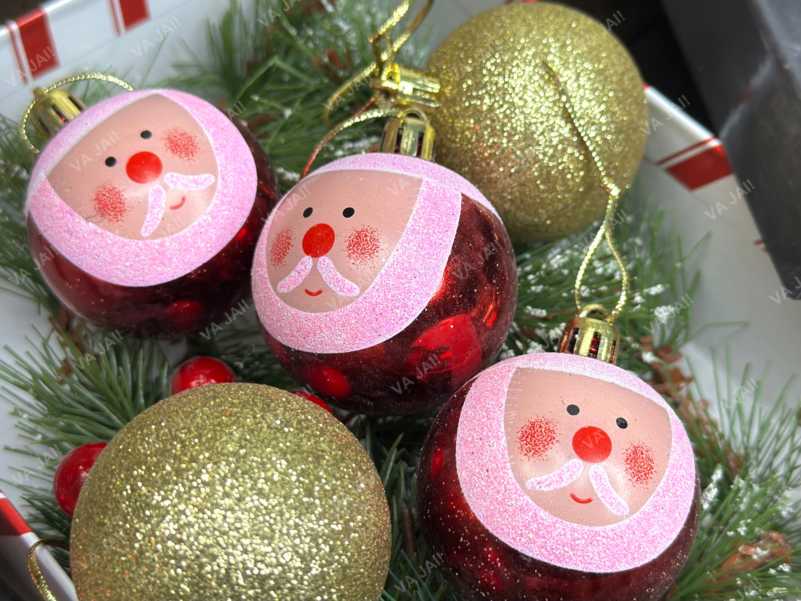 Eglutės žaisliukų komplektas „Happy Santa“ - Image 3