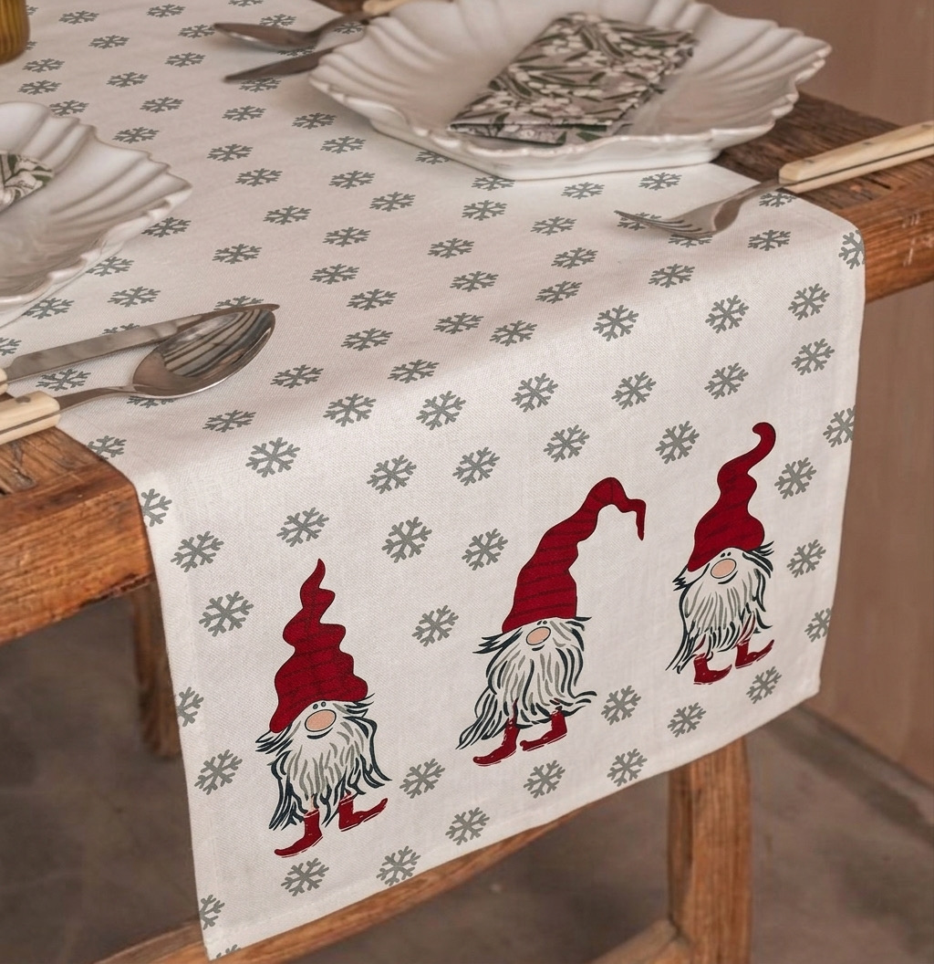 Medvilninė staltiesė „Snow Gnome“ - Image 2
