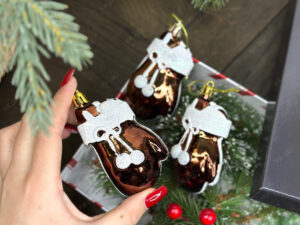 Eglutės žaisliukų komplektas „Pirštinės“