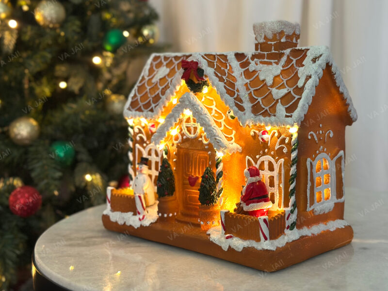 Kalėdinis miestelis „Gingerbread House“ - Image 2