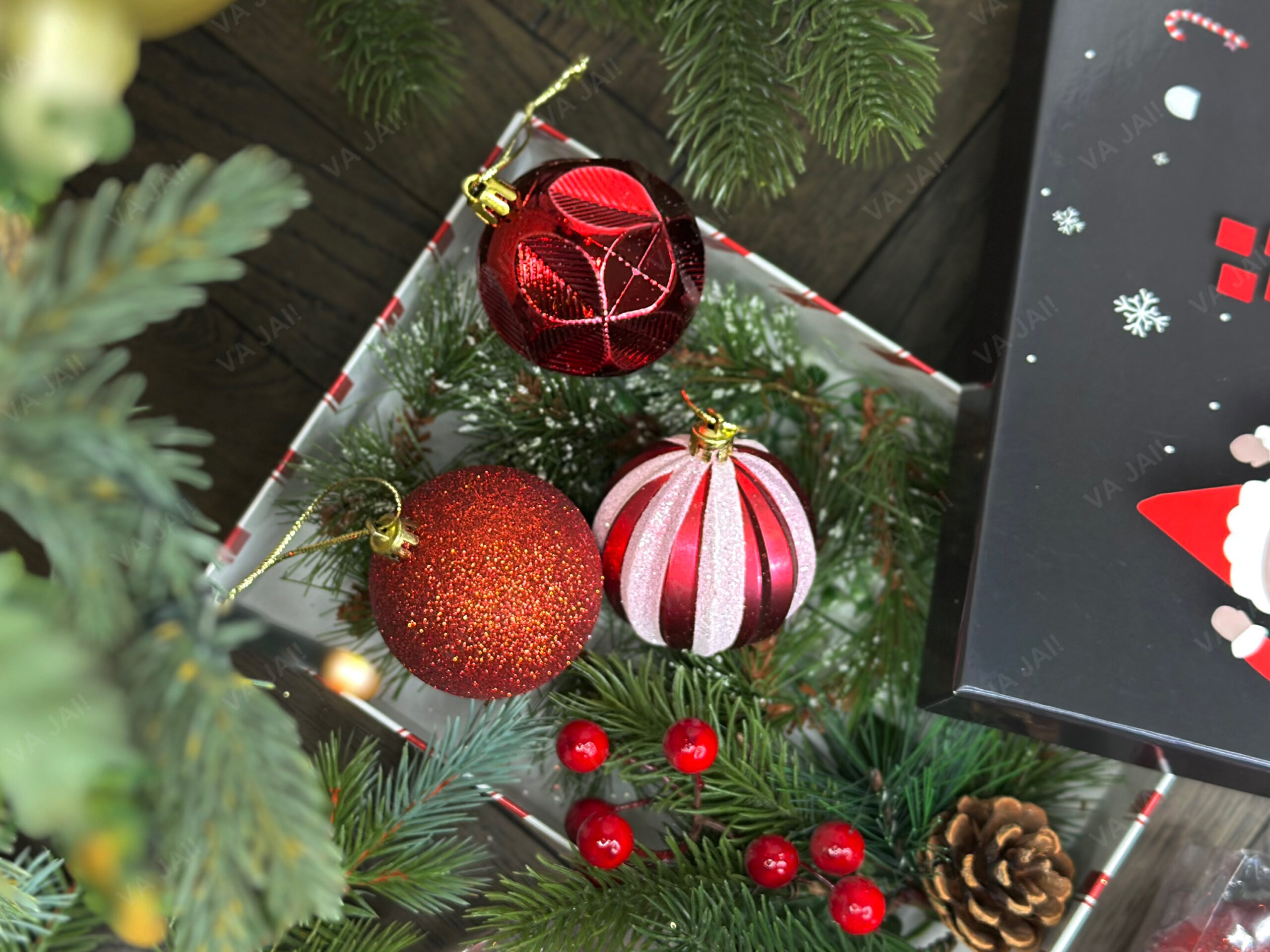 Eglutės žaisliukų komplektas „Candy Swirl“ - Image 3