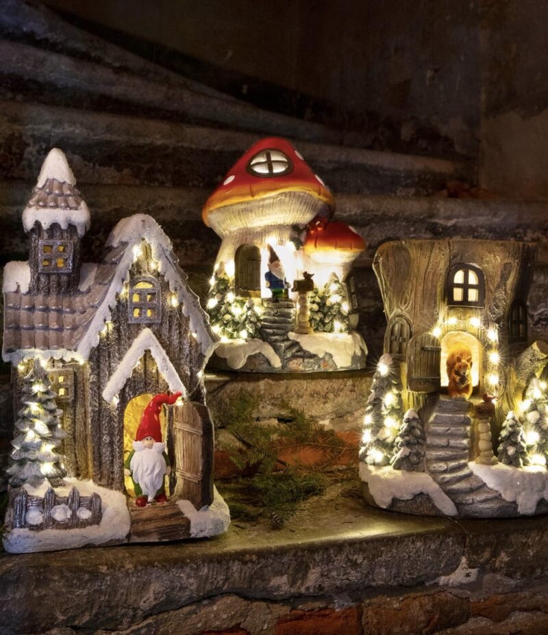Kalėdinis miestelis „Squirrel house“ - Image 3