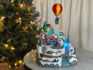 Kalėdinis miestelis „Santa Coming“