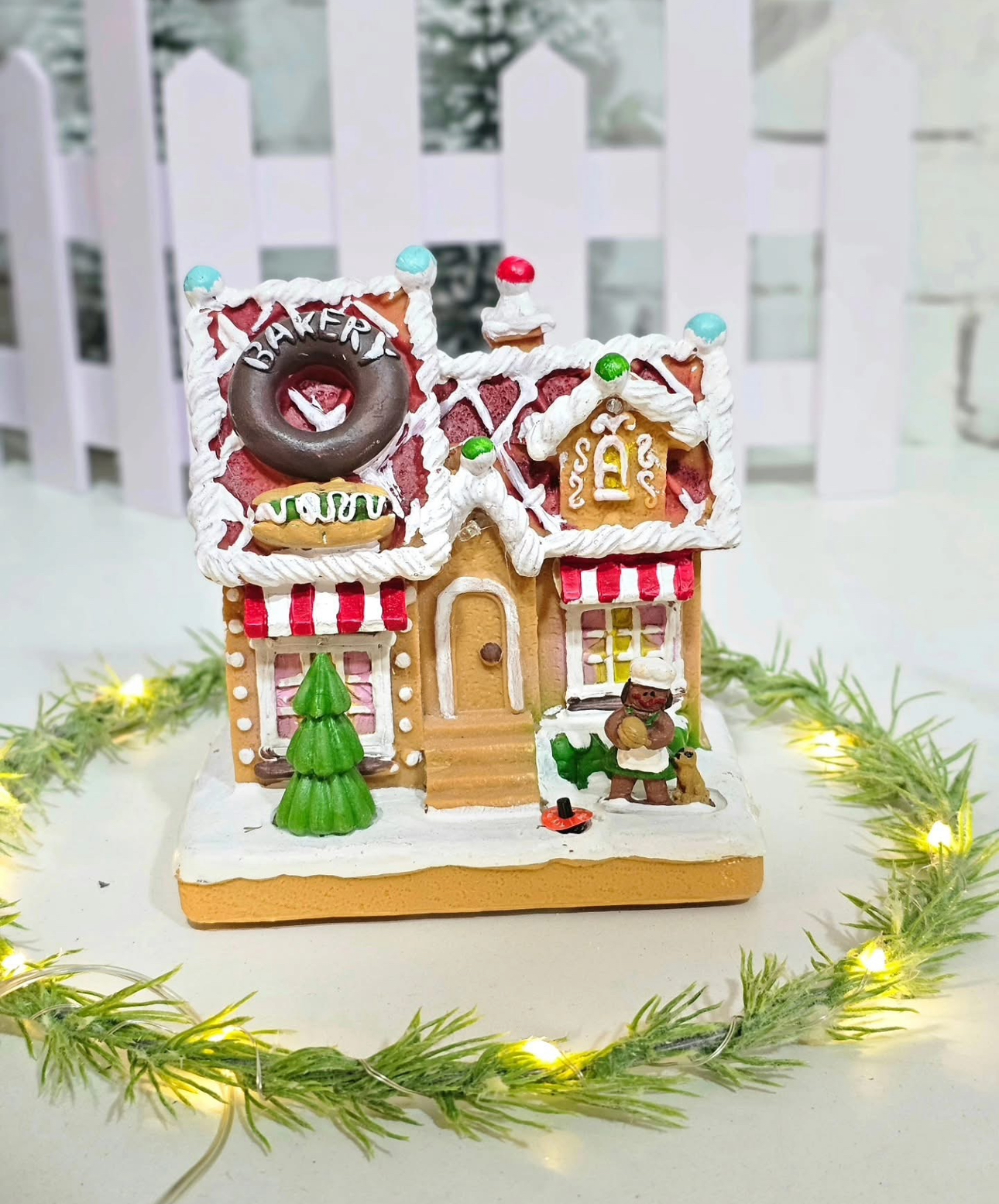 Kalėdinis miestelis „Bakery“ - Image 3