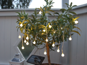 Terasinės lemputės su saulės baterija „Globini“