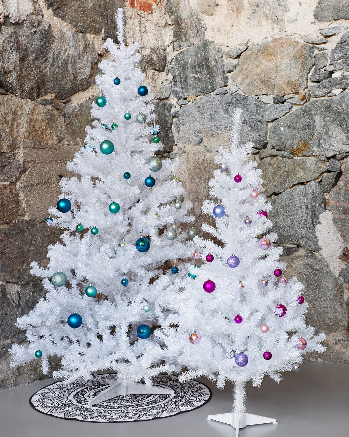 Dirbtinė eglutė „Dolista“ 150cm