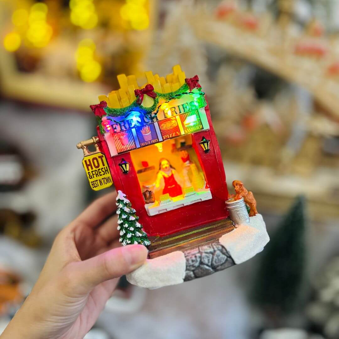 Kalėdinis miestelis „French Fries Shop“ - Image 5