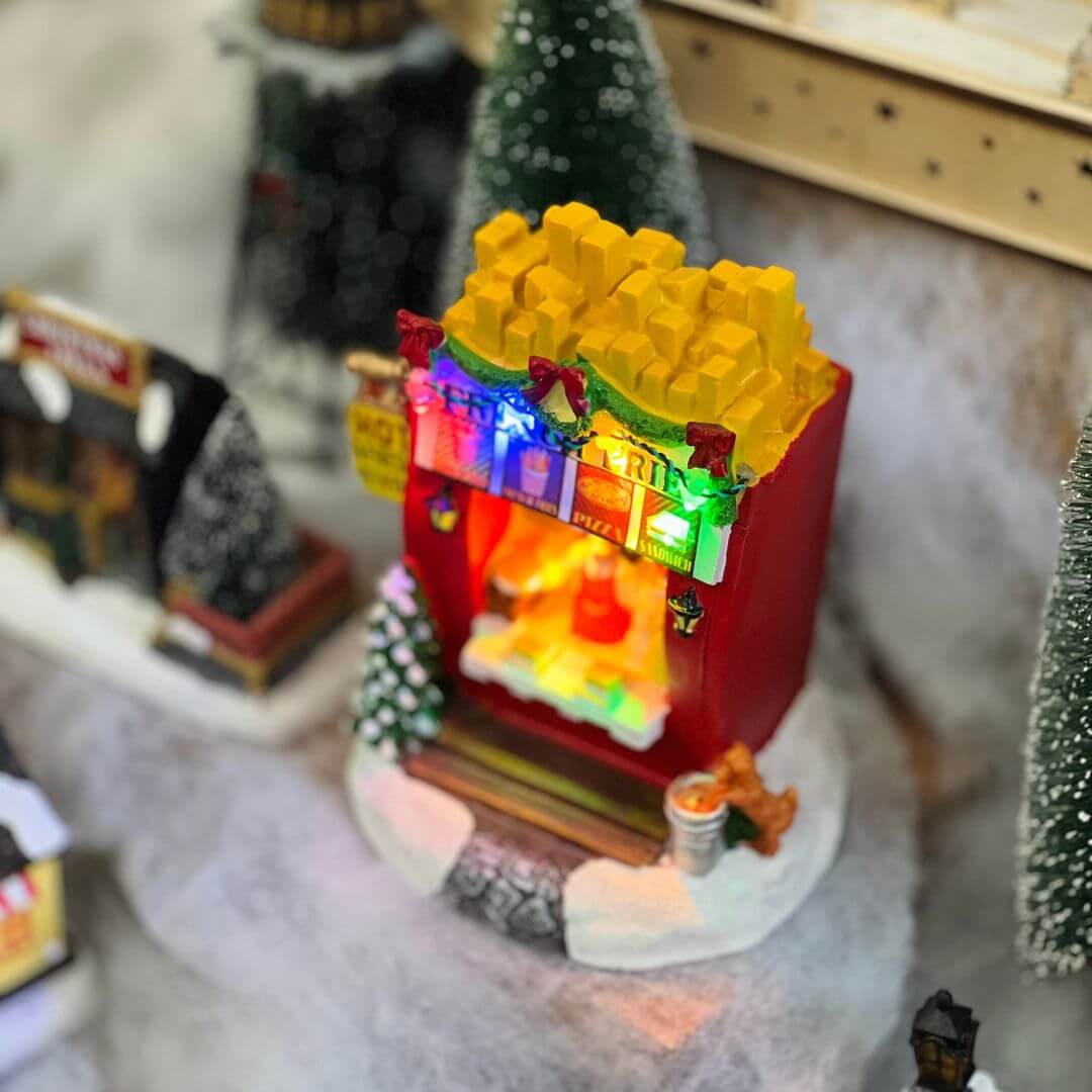 Kalėdinis miestelis „French Fries Shop“ - Image 2