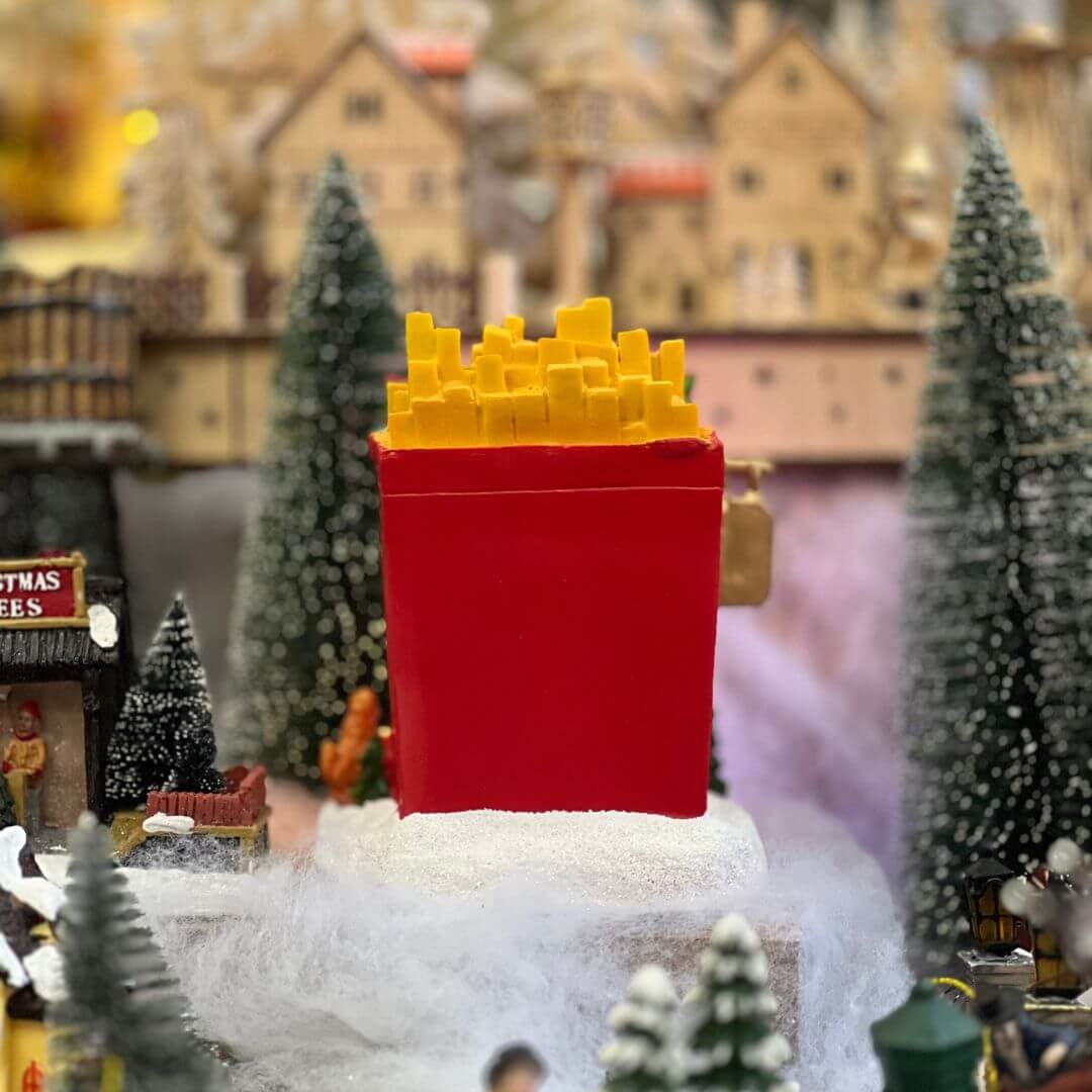 Kalėdinis miestelis „French Fries Shop“ - Image 4