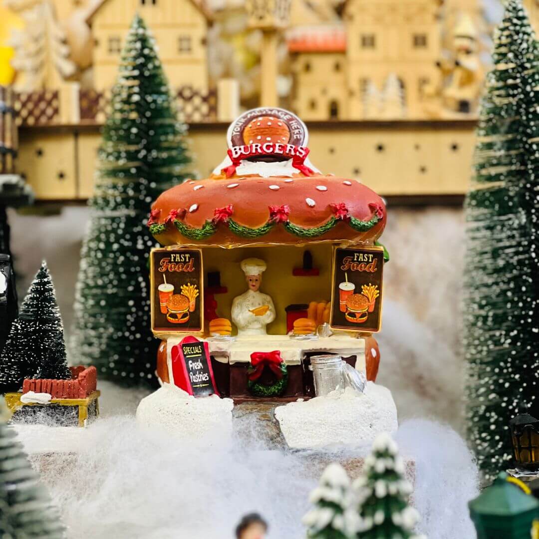 Kalėdinis miestelis „Burger Shop“ - Image 3