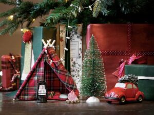 Kalėdinio elfo stovyklavietė „Campsite“