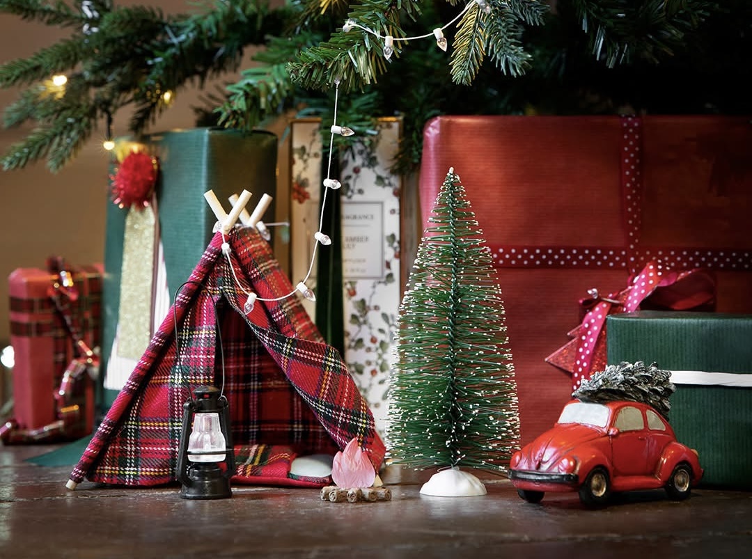 Kalėdinio elfo stovyklavietė „Campsite“