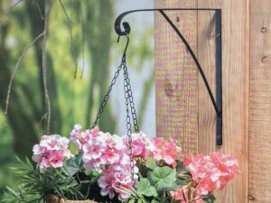 Metalinis pakabinamas sieninis vazonų laikiklis