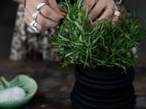 Byon akmens masės vazonas „Mila S“