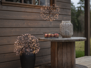 Pakabinama sodo LED dekoracija „Stardust“