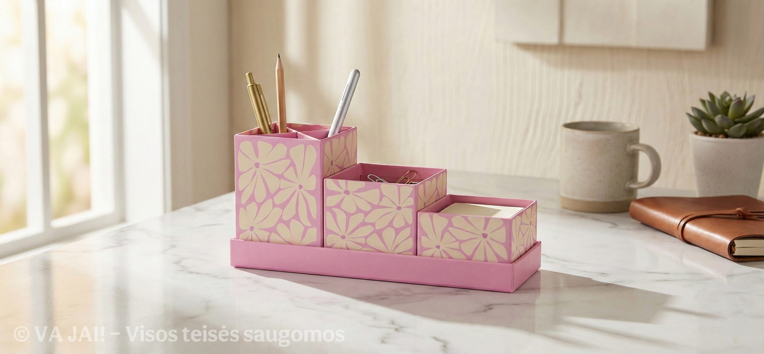 Kanceliarinių priemonių laikiklis „Avec“