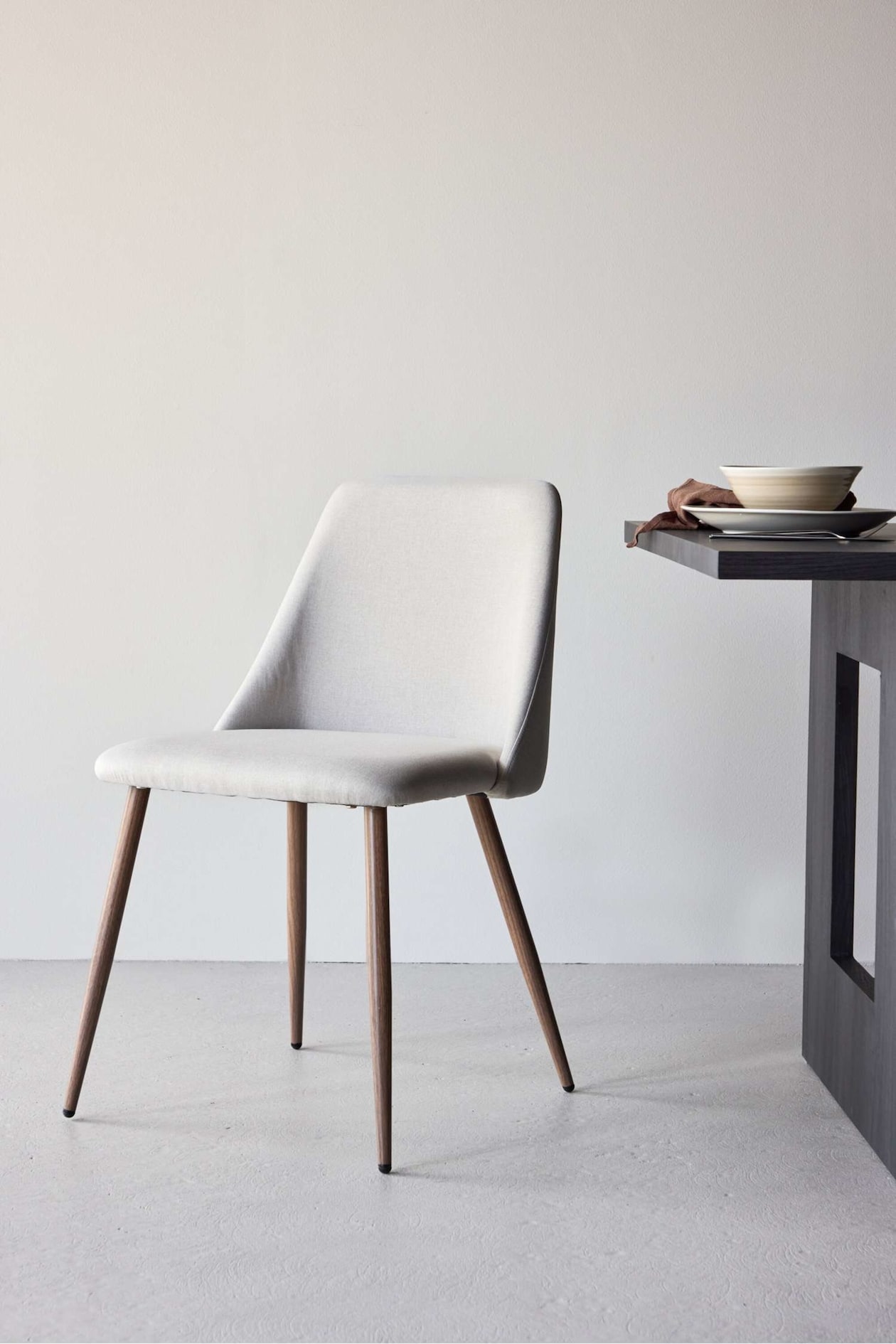 Venture Design valgomojo kėdžių komplektas „Night“ - Image 2