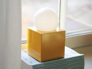 Globen Lightning stalinis šviestuvas „Bob“