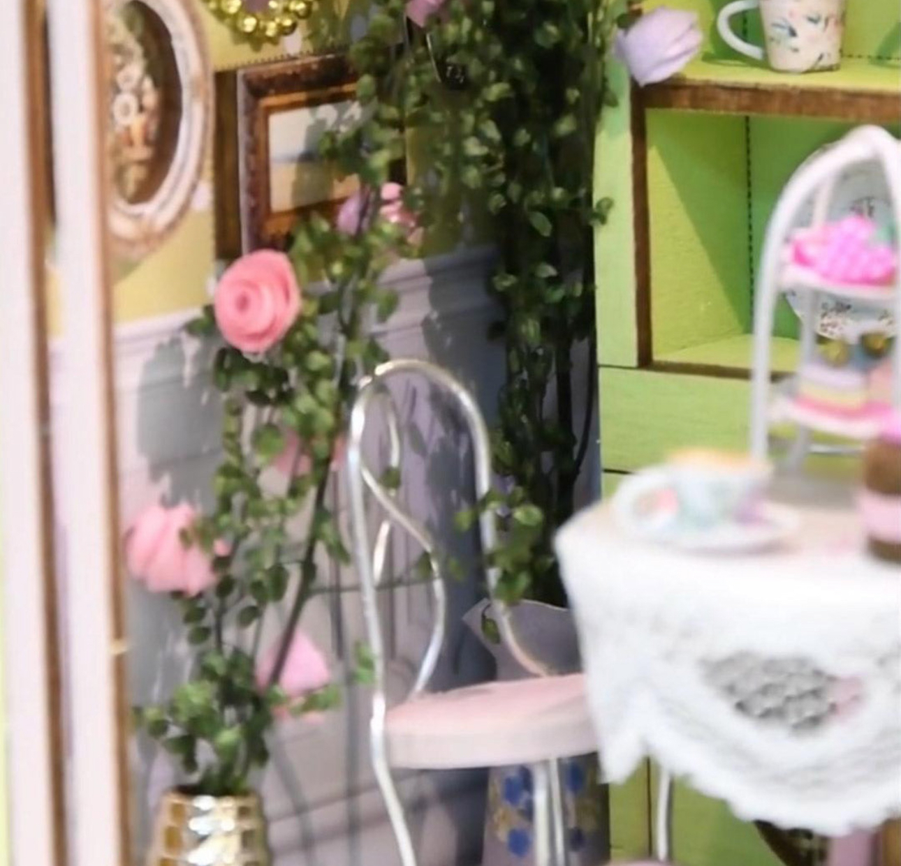 Rankdarbių rinkinys „Tea Room“ - Image 3