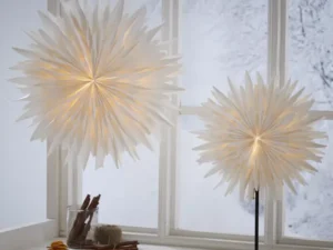 Popierinė LED žvaigždė su metaline koja „Winter“