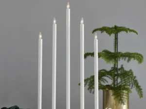 Metalinė LED žvakidė „Holy“