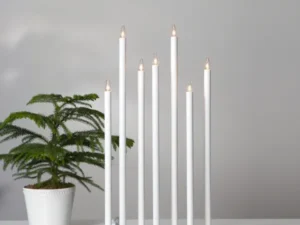 Metalinė LED žvakidė „Holy“
