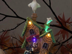 Helovino dekoracija su garso efektais „Haunted House“
