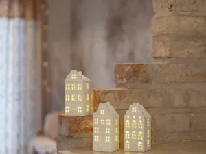 Kalėdinių porcelianinių namelių komplektas „Vinter“