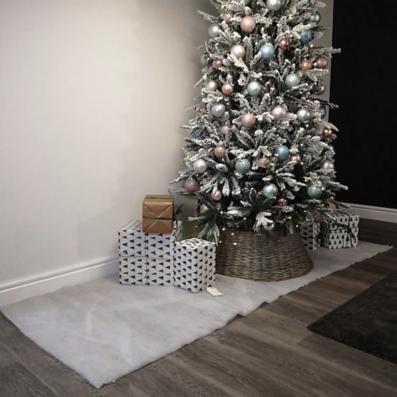 Dirbtinio sniego paklotas „Snow Blanket“ - Image 3