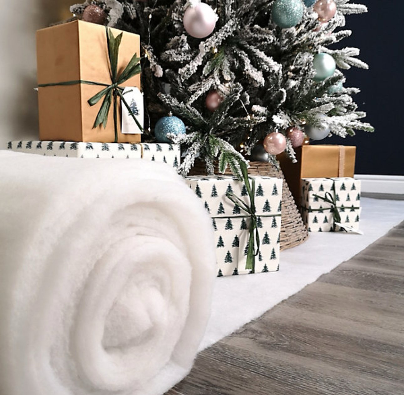 Dirbtinio sniego paklotas „Snow Blanket“